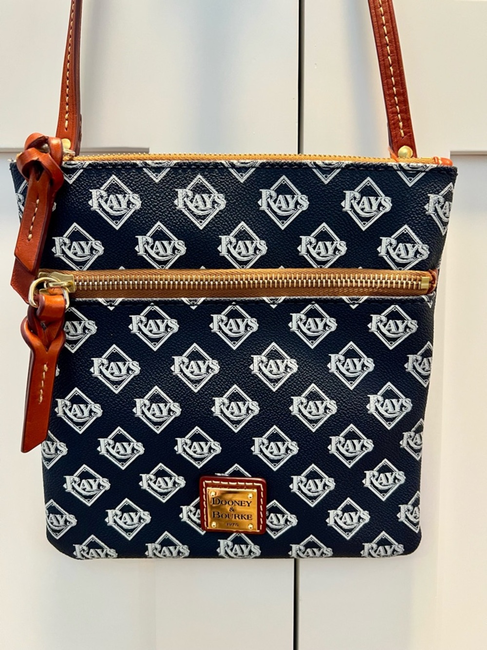 🦆Dooney & Bourke Tampa Bay Rays Crossbody Bag Navy MLB Print Leather Trim
